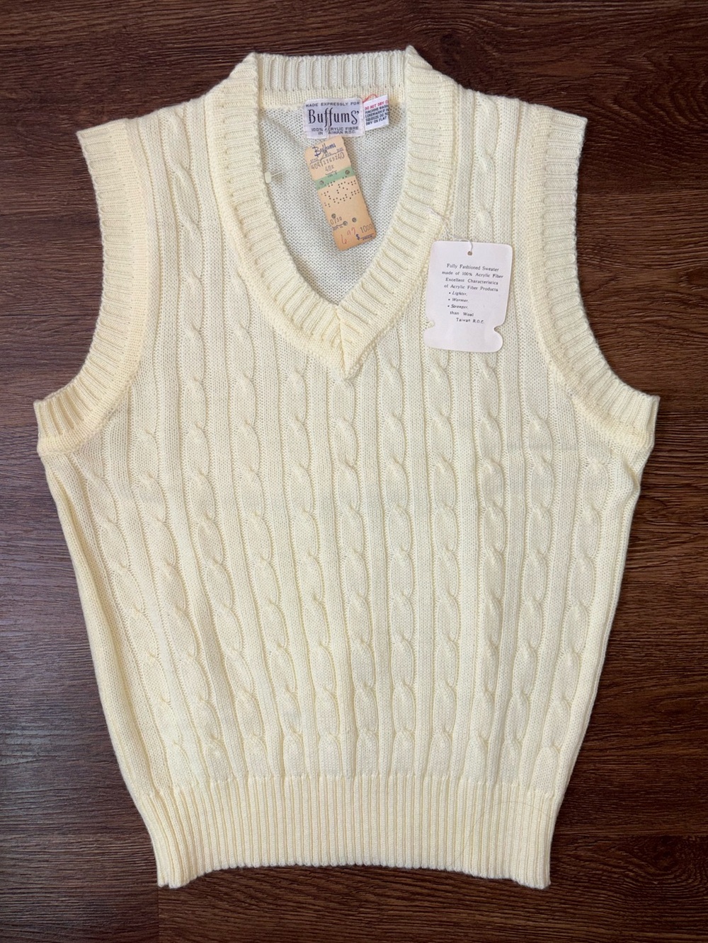 Vintage 1960s Buffums Cream Cable Knit Sweater Vest New w/Tags Grandpacore Small